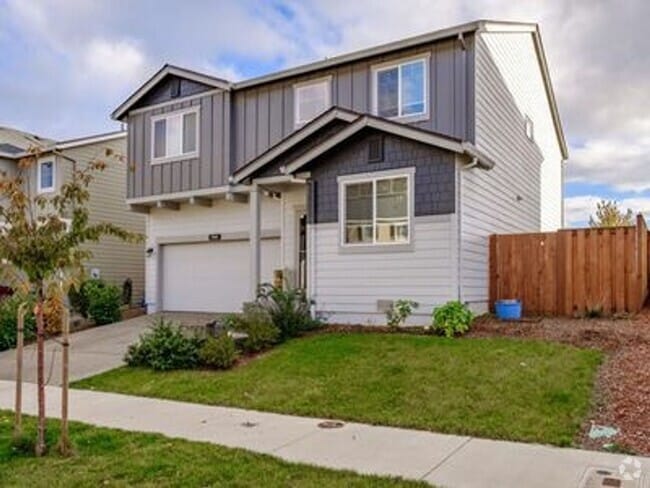 Building Photo - Newer Home In North Albany! Over 2000 ...