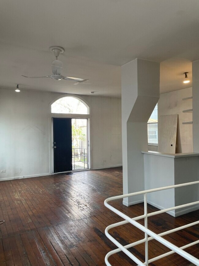 Photo - 1801 S Peoria St Unit 1R