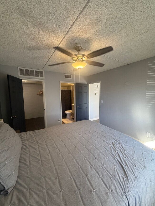 Waters Edge Apartments