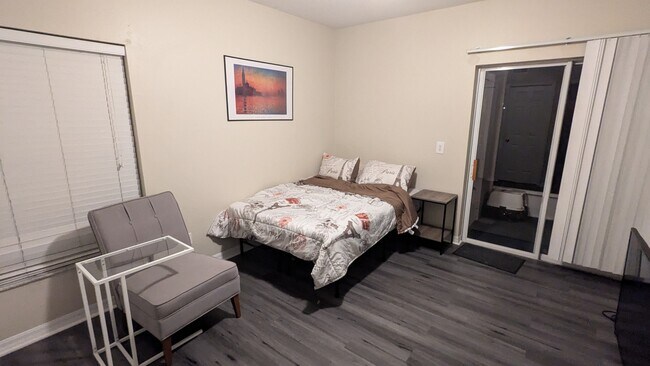 Photo - 2920 E Jefferson St