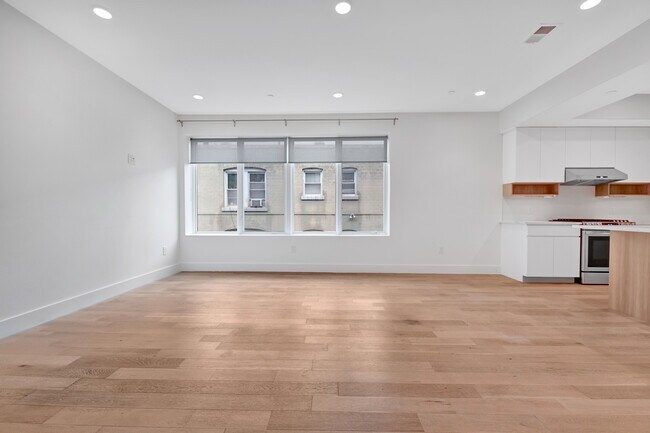 Photo - 3541 11th St NW Unidad 202