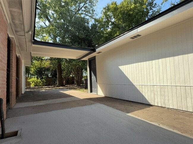 Photo - 13406 Melcher Dr