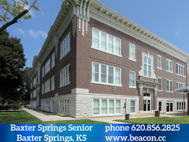 Exterior Baxter Springs