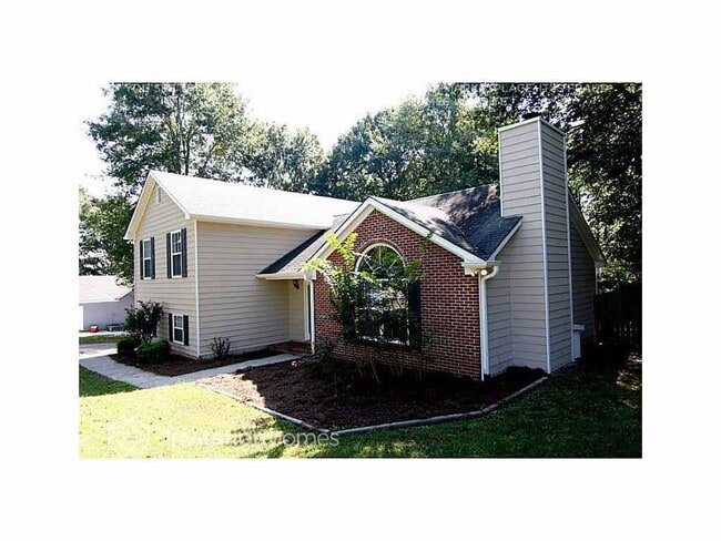 Photo - 309 Hills Point Rd