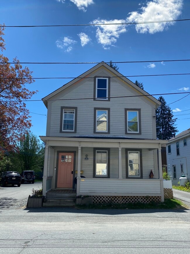 View of house from street - 11 Green Street Unit House