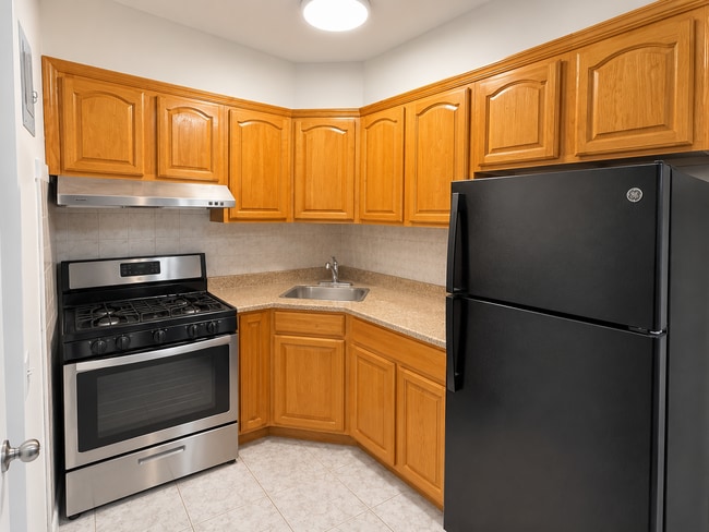 3912 9th Ave Unit 2nd FL Rear