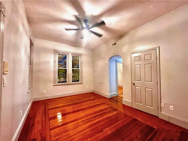 Photo - 130 Cypress St Unit R3