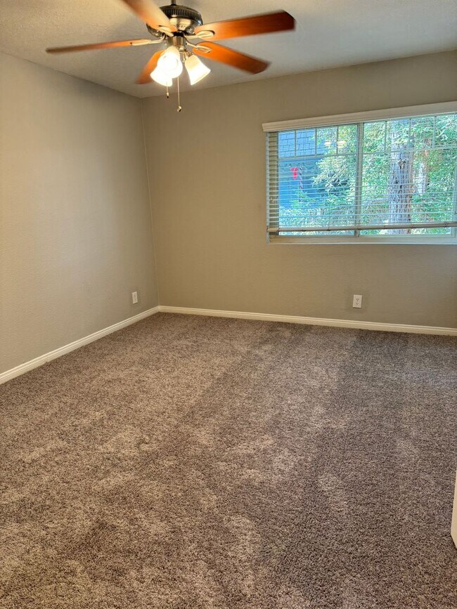 Park Plaza Apartments For Rent in Santa Ana, CA