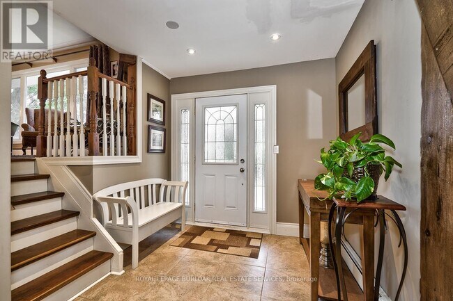 Photo - 5 Bayview Ave