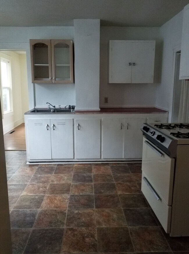 708 Bemidji Ave N Rental House Rental in Bemidji, MN