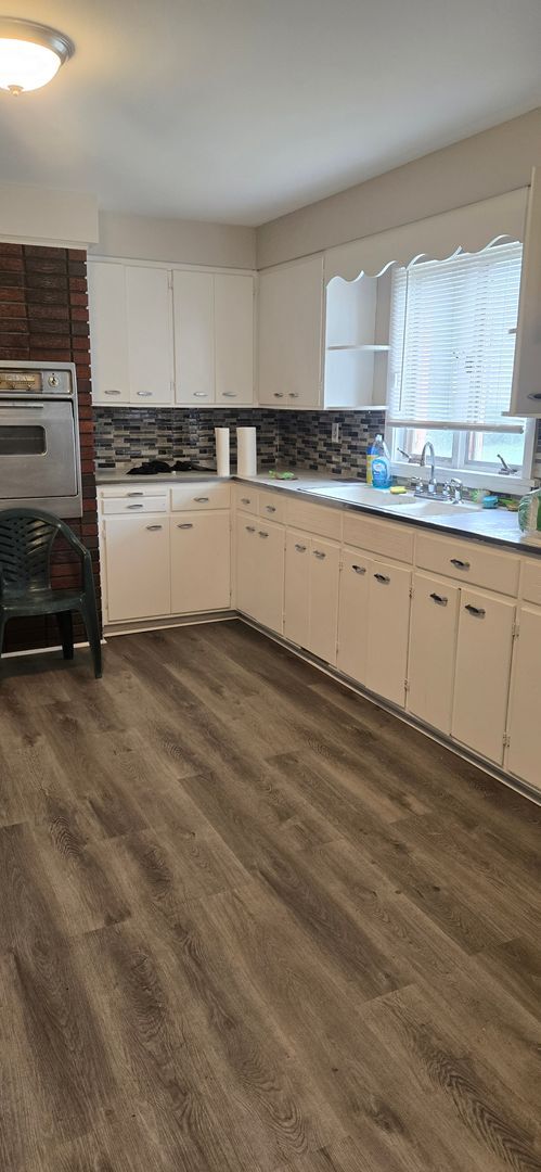 106 E North St Unit 1