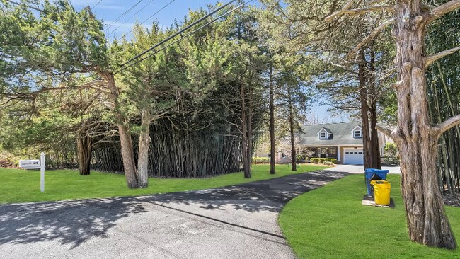 Photo - 120 Whitesville Rd