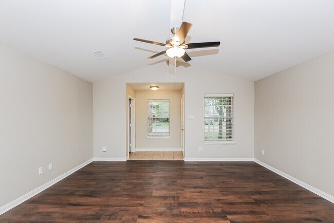 Photo - 629 Misty Mountain Dr