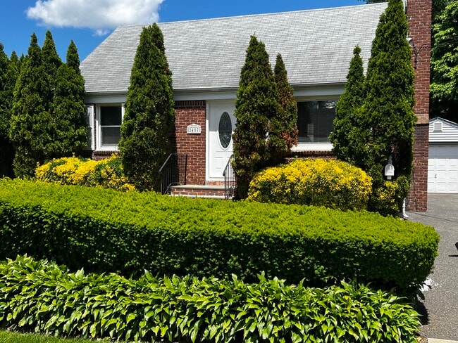 2457 4th Ave - 2457 4th Ave Unit 2457