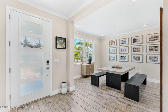 Photo - 786 Clearwater Ave
