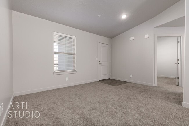 Photo - Brand New  2 Bedroom, 1 Bathroom Condo in ...