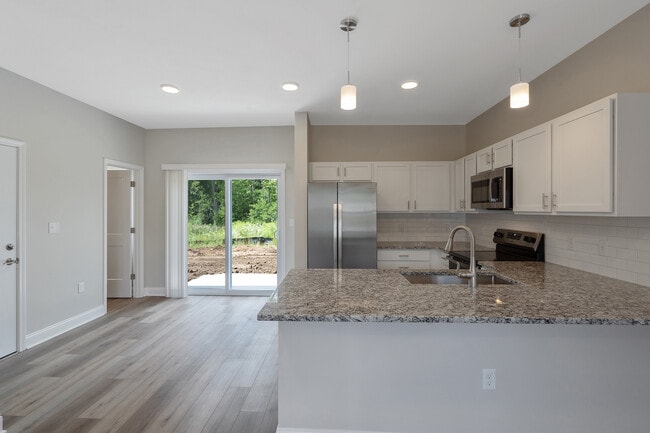 Kitchen & Dining Area - Marion Gardens Townhomes