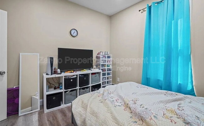 Photo - 471 Smithfield Ave Unit 2