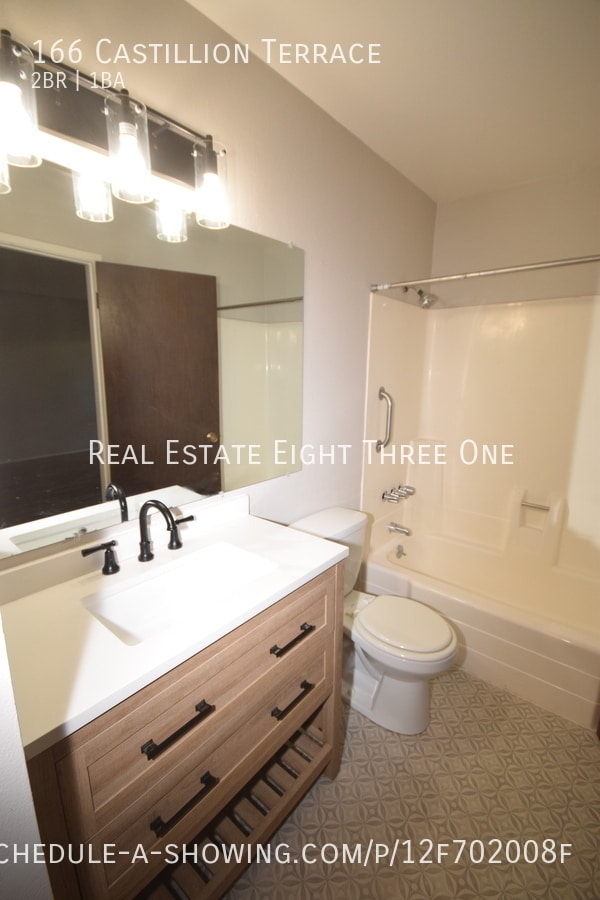 Photo - 166 Castillion Terrace