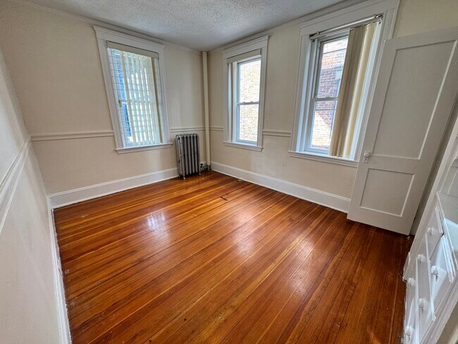 Photo - 8 Barrows St Unit 3