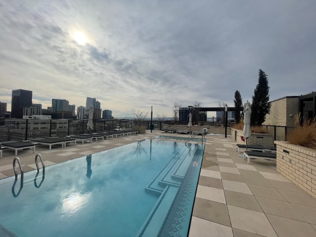 Photo - 850 Bannock St