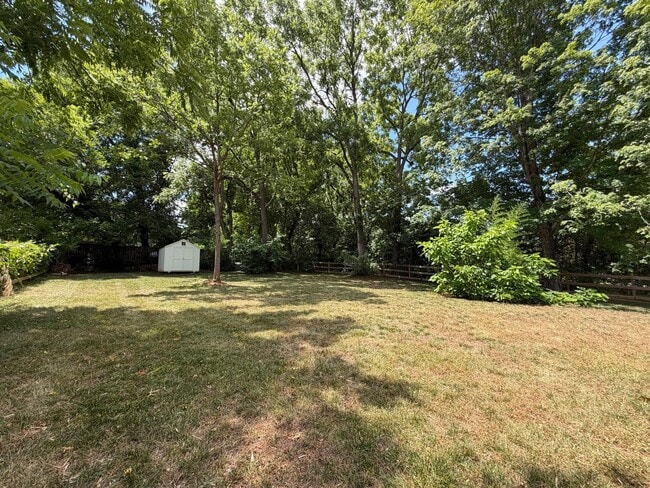 Photo - 405 N 4th St