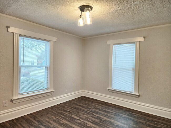 Photo - 1032 Lincoln St