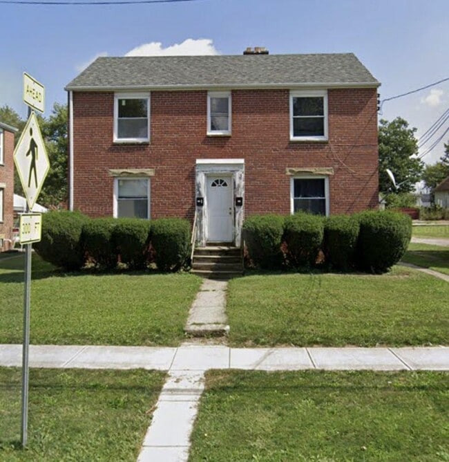 436 Oak St