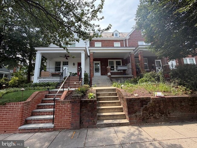 Building Photo - 2410 39th St NW