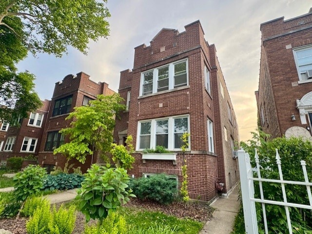 Building Photo - 6724 N Campbell Ave Unit 1 Rental
