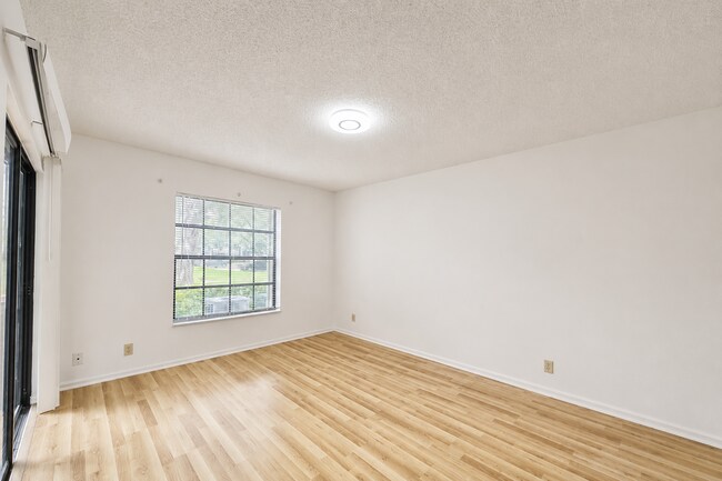 Photo - 301 Olivewood Pl Unit O126