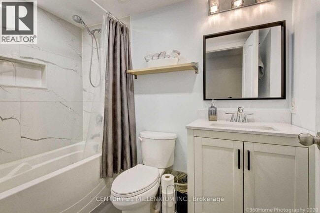 Photo - 78 Coxwell Ave
