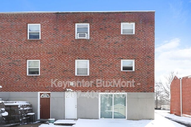 Photo - 419 W Jefferson St Unit #C