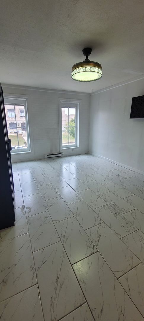 Photo - 111 W. Franklin-FOURPOINT Unidad Apt 03