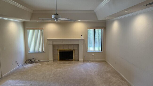 Photo - 507 Bluebird Pl