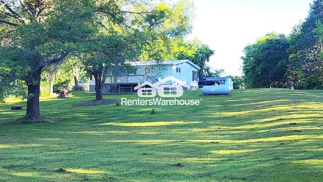 Building Photo - 704 26 1/8th Street Rental