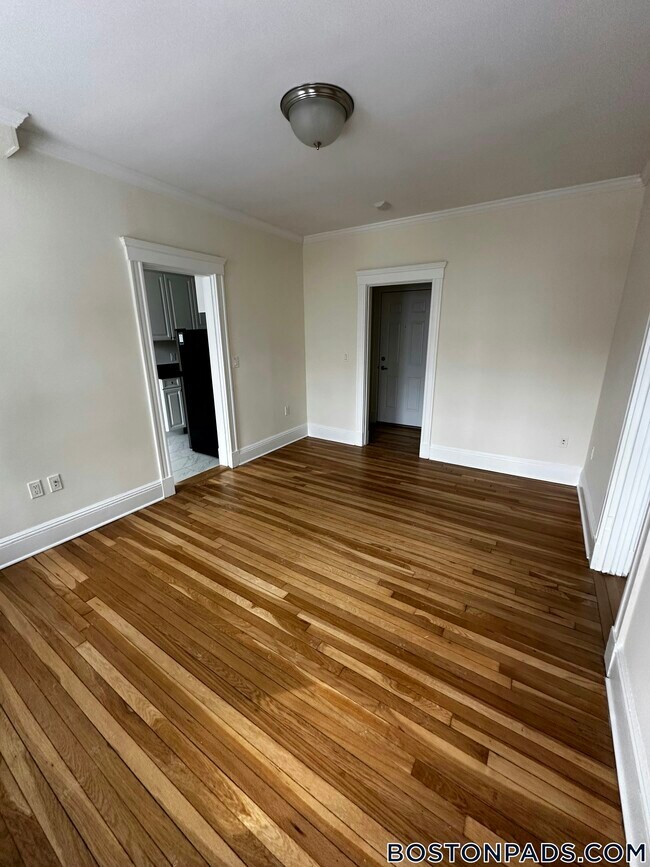 Photo - 22 Chauncy St Unit 4