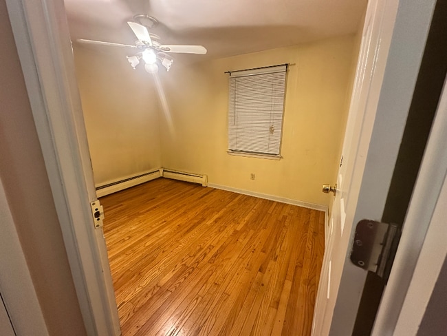 Photo - 135 Rainbow Rd