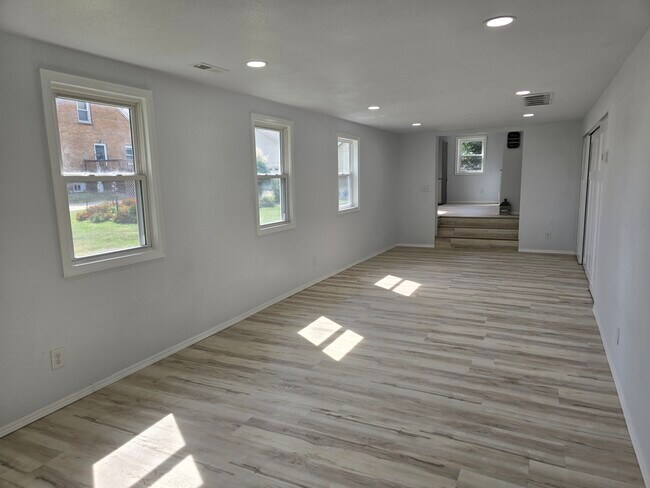 Photo - 4367 11th St