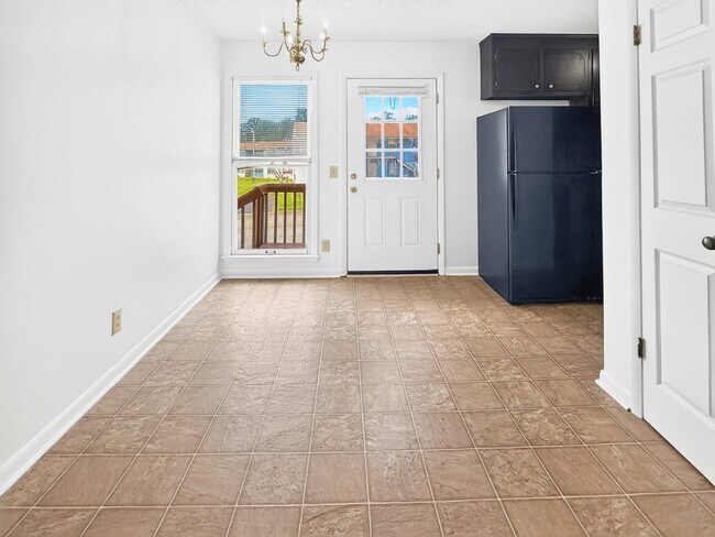 Photo - 6209 Friar Tuck Dr NW Unit D