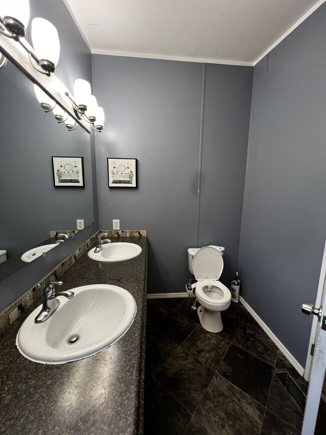 Photo - Cozy 3 Bedroom in Bellingham!