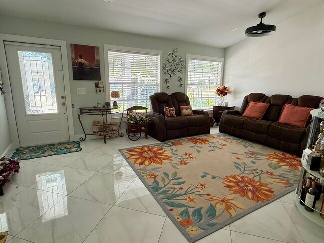 Photo - 7743 Elwood Dr