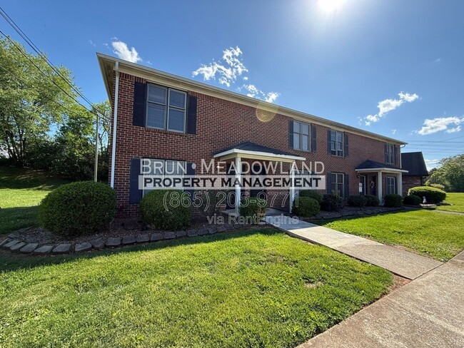 Building Photo - 9108 Parktop Ln NW Unit A