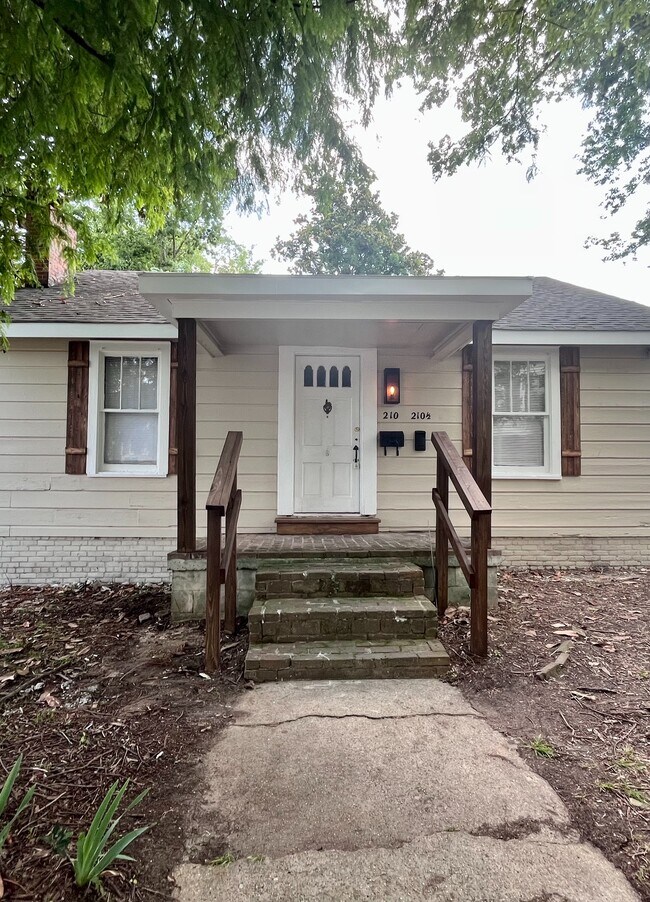 Photo - 210 8th St S Unidad 1 Rental