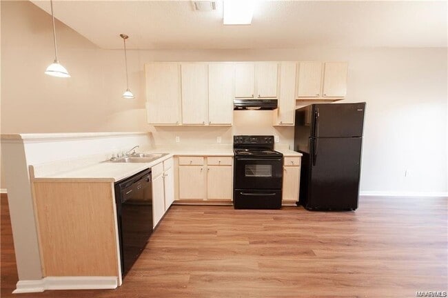 Photo - 133 Pine Meadows Cir