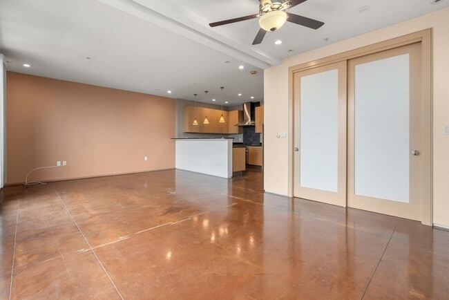 Photo - 36 A St Unit 6B