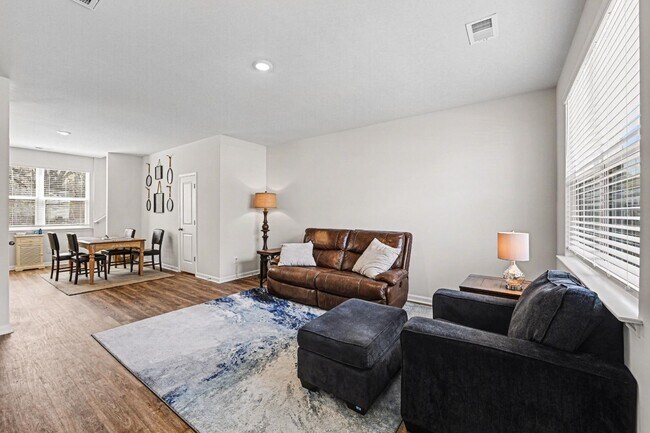 Photo - 8859 Shovelnose Ct