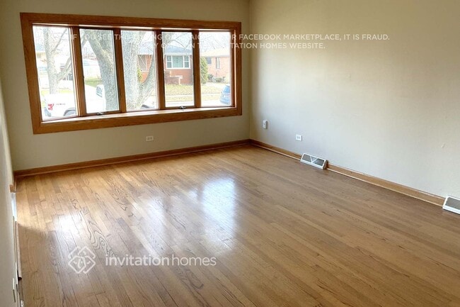 Photo - 17358 Oleander Ave