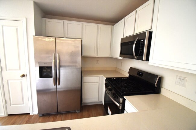 Photo - 3326 Spanish Oak Ln