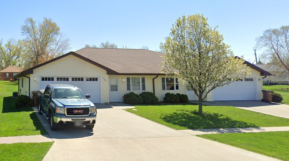 Photo - 828 State St Townhome
